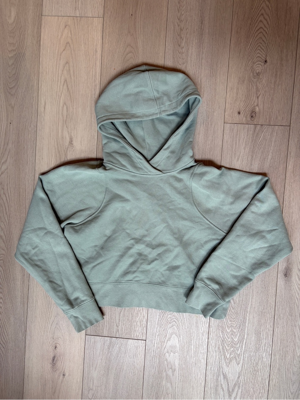 Lululemon Cropped Hoodie